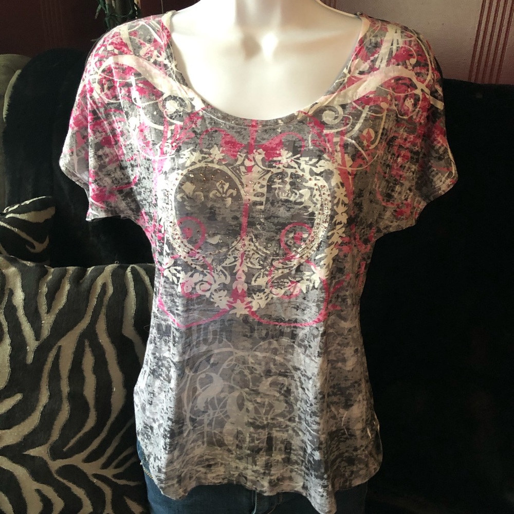 Maurices Lightweight Graphic T-shirt Black & Pink